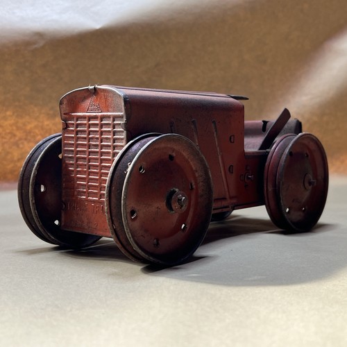 Vintage triang clockwork - no.2,