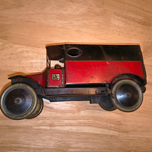 Vintage tinplate clockwork - tinplate,