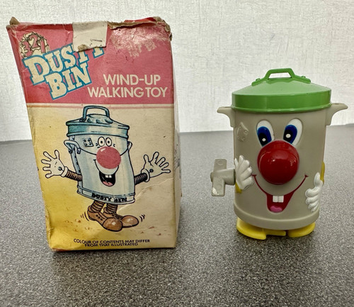Dusty bin vintage - dusty, classic